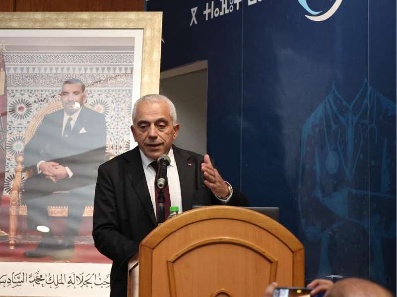 École publique à une seule vitesse : promesse d’équité ou illusion persistante ?