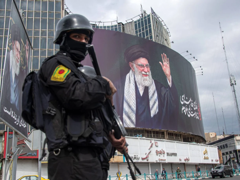 Iran-États-Unis : Téhéran refuse toute négociation et se dit prêt à une guerre prolongée