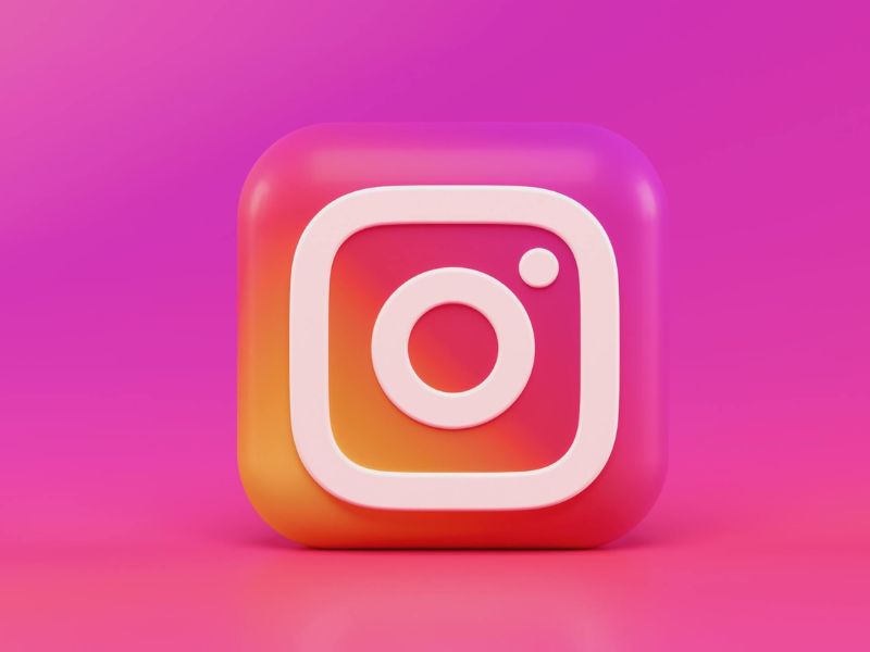 Instagram au banc des accusés : temps d’usage, mineurs et “designs addictifs” au cœur du procès