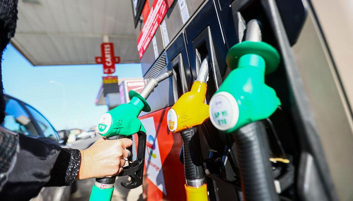 ​Carburants: nouvelle hausse de 25 centimes à la pompe au début de mars