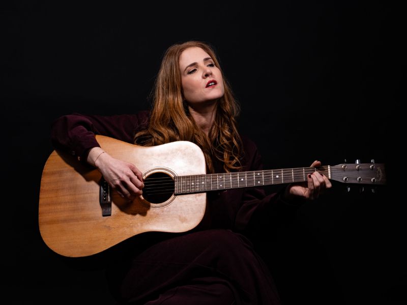 "Traversées" : le voyage musical intime d’Amina Bensouda au Studio des arts vivants