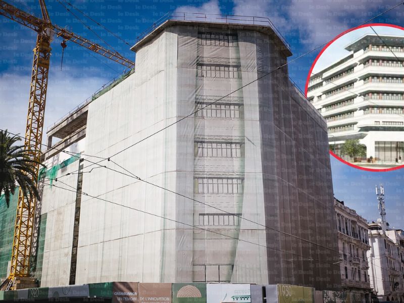 Le chantier de transformation de l'ancien siège de l'ONA, à Casablanca, en hôtel de luxe. Création par : Ezzoubair El Harchaoui - Le Desk.