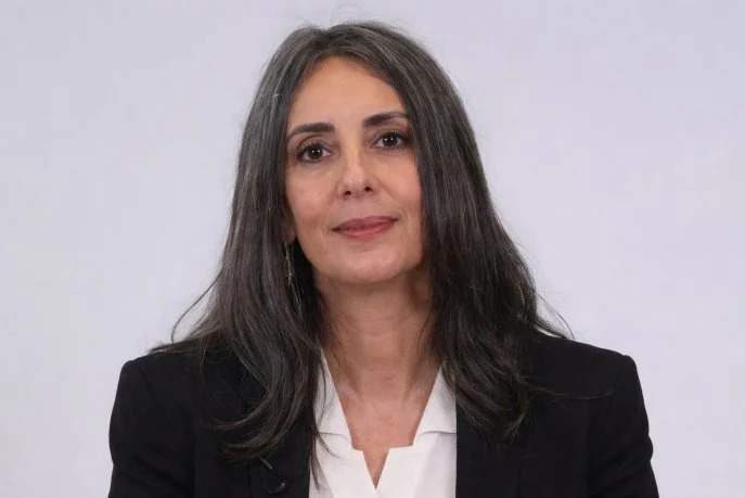 Nadia Fettah, ministre de l’Économie et des Finances - L’intention est claire : approfondir les réussites acquises, diversifier la base productive et inscrire davantage l’économie nationale dans les chaînes de valeur mondiales. Peu de pays comparables ont su, en un temps relativement court, construire une telle crédibilité industrielle. Mais ambition sérieuse appelle une clarification plus exigeante. Car identifier des écosystèmes ne suffit pas à dire comment ils deviendront un système.