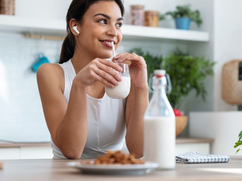 Prévenir le cancer colorectal : cet aliment simple que les experts recommandent au quotidien.