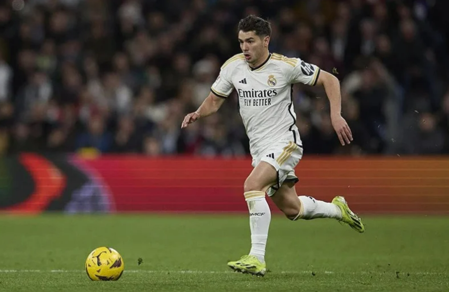 Real Madrid : la sortie de Brahim Diaz au cœur des critiques après l’élimination face au Bayern