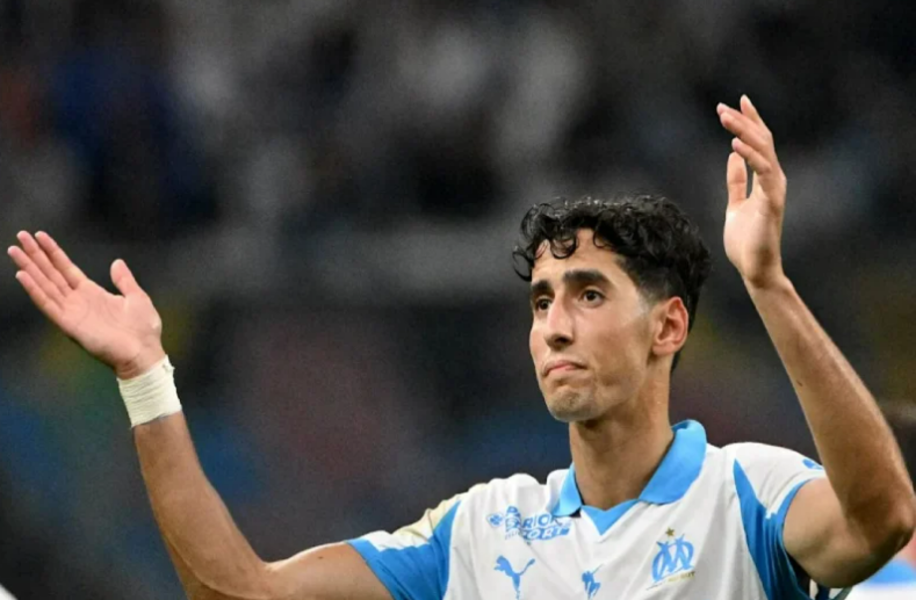 Blessé, Nayef Aguerd voit sa saison s’arrêter et son avenir s’assombrir