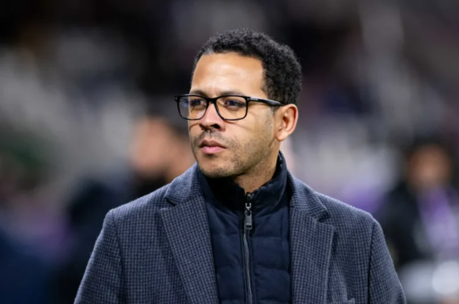 Chelsea limoge Rosenior après une série noire historique