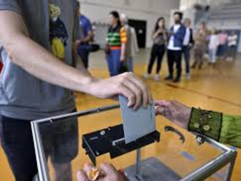 Le Royaume-Uni vote sous tension