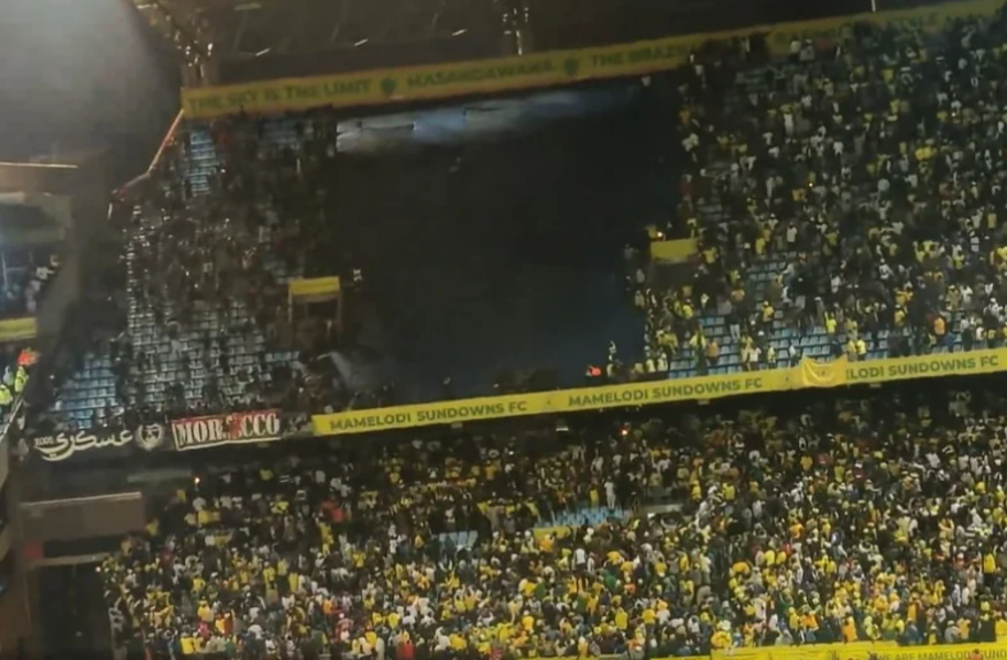Un supporter de l’AS FAR grièvement blessé après une chute lors du match face à Mamelodi Sundowns