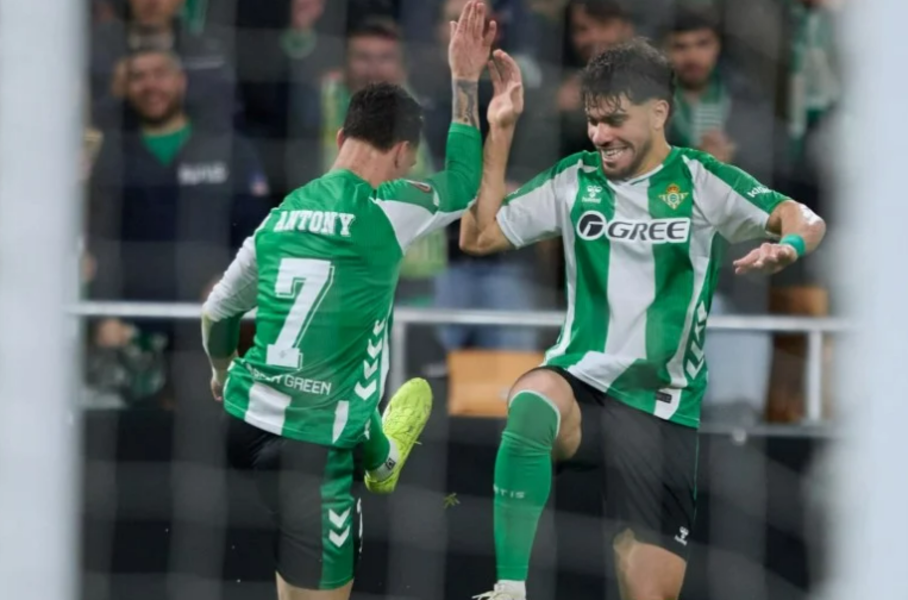 Le Barça relance la piste Ez Abde après sa prestation face au BetisS
