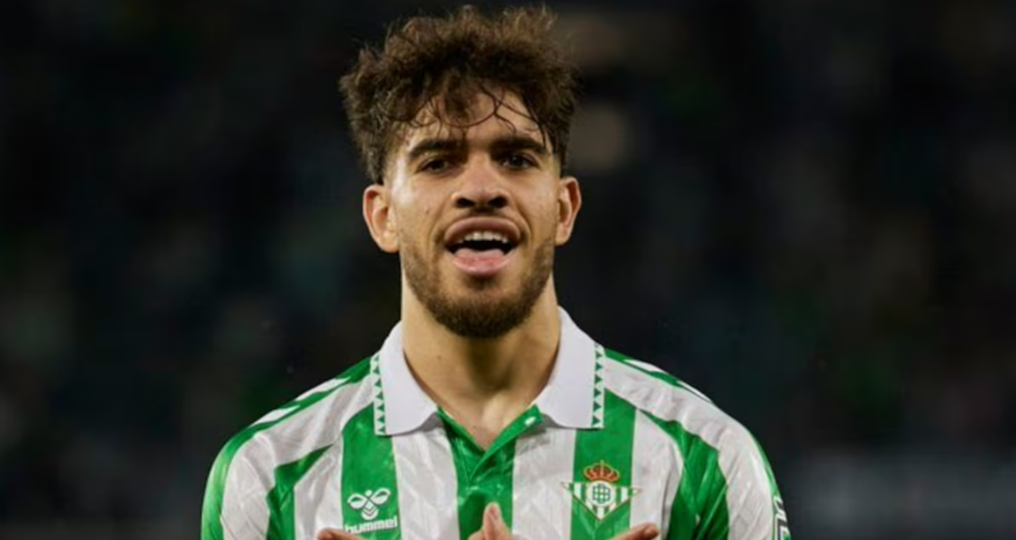 Ez Abde dans le viseur de Manchester United avant le mercato