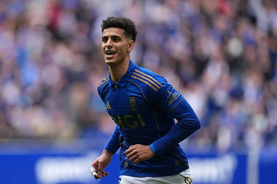 Ilyas Chaira suivi par Séville FC malgré la relégation du Real Oviedo