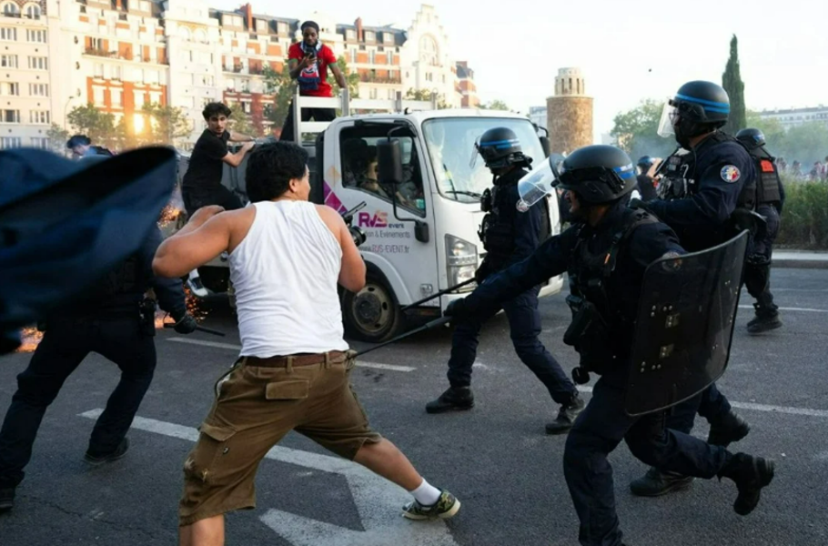 Sacre du PSG : plus de 890 interpellations en France, 178 policiers blessés
