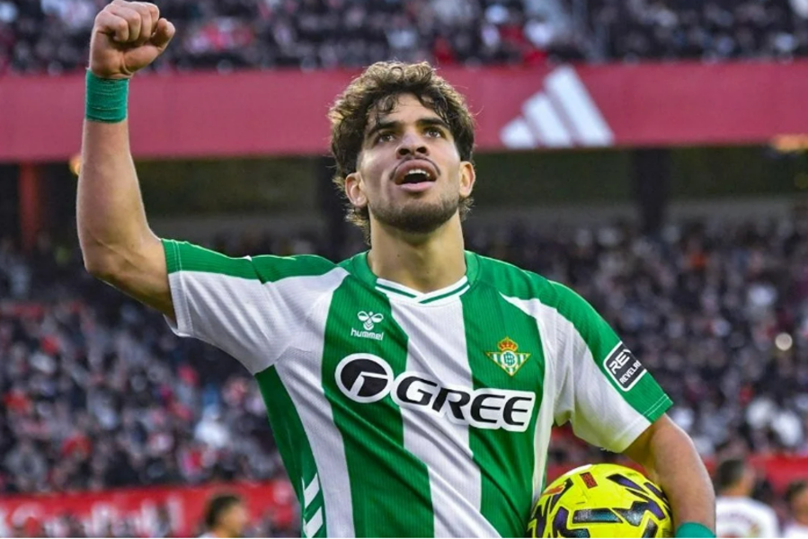 Abde Ezzalzouli en pleine ascension : le Betis face à l’intérêt grandissant des grands clubs