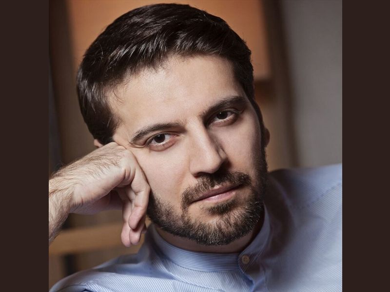 Sami Yusuf émerveille le public de Bab Al Makina lors du 29ᵉ Festival des Musiques Sacrées du Monde