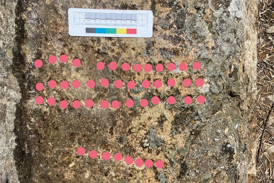 Un jeu vieux de 1 200 ans découvert dans un hammam médiéval à Volubilis