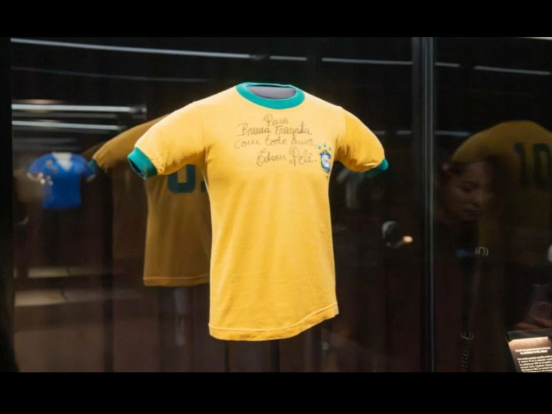 Le maillot de Diego Maradona revient à Mexico pour l’exposition « Objects of Glory »