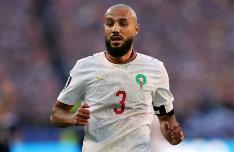 Mondial 2026 : Mazraoui, l’homme de l’ombre devenu l’un des piliers des Lions de l’Atlas