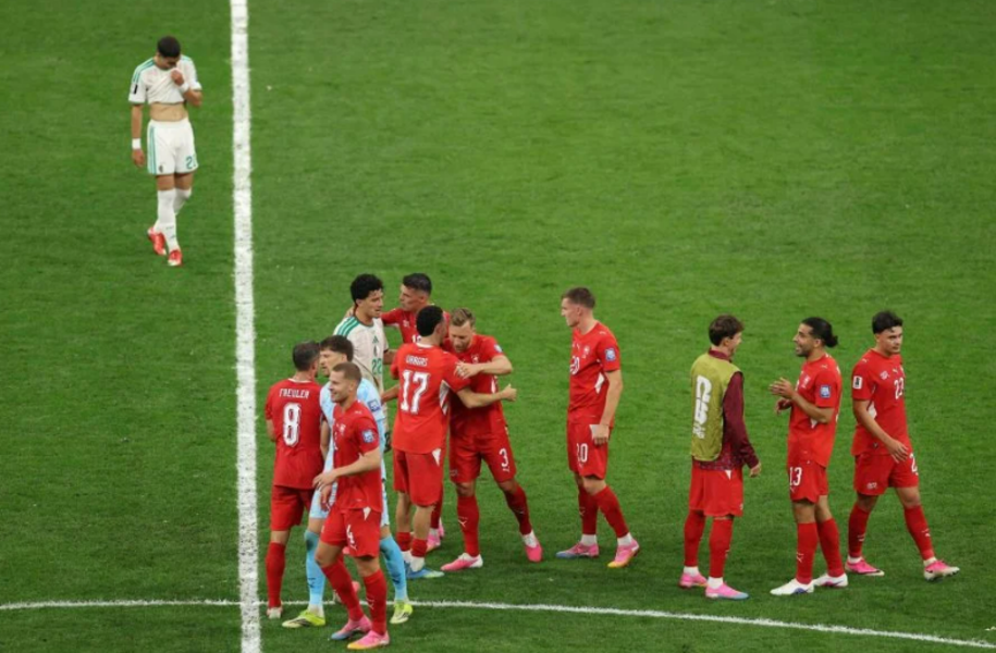 Mondial 2026 : la Suisse domine l’Algérie et file une nouvelle fois en huitièmes