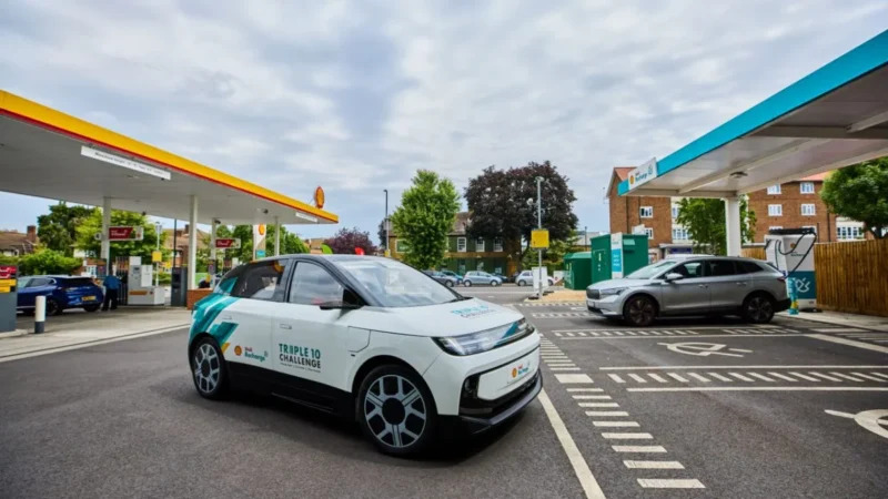 Recharge ultra-rapide : Shell veut déplacer la bataille de la voiture électrique