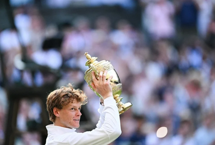 Sinner conserve son titre à Wimbledon