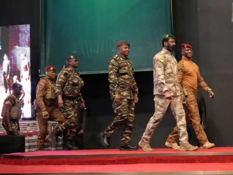 Mali et Niger frappés : Offensive meurtrière contre les soldats