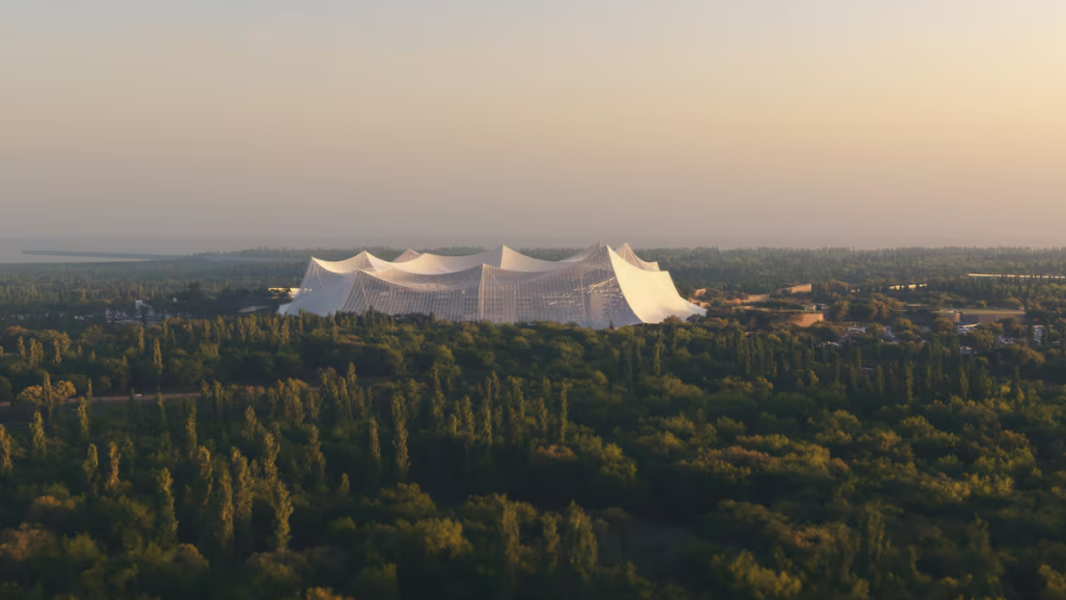 Le Grand Stade Hassan II impressionne Architectural Digest