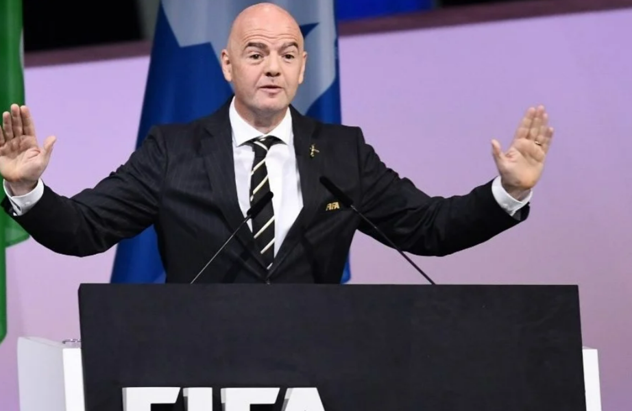 Gianni Infantino maintient sa candidature à la présidence de la Fifa en 2027