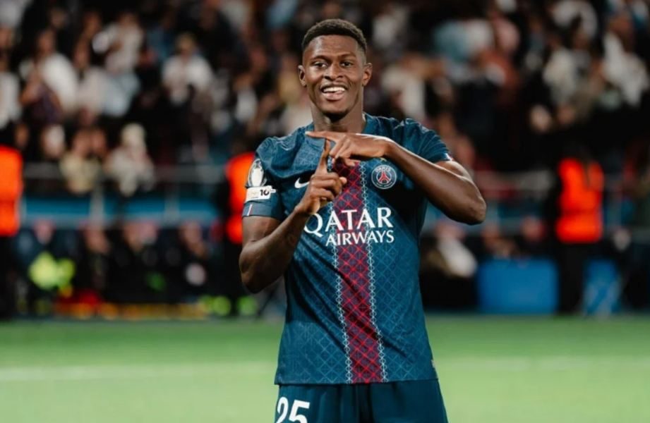 Ligue des champions : le PSG privé de Nuno Mendes face au FC Barcelone