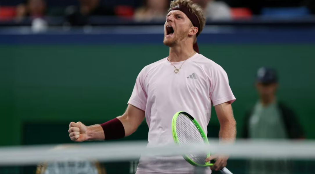 Masters 1000 de Shanghai : Alejandro Davidovich renverse Rafael Jodar et décroche le titre