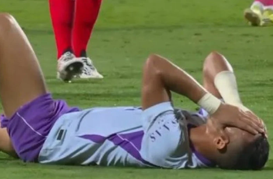 Soufiane Rahimi sort en larmes sur blessure