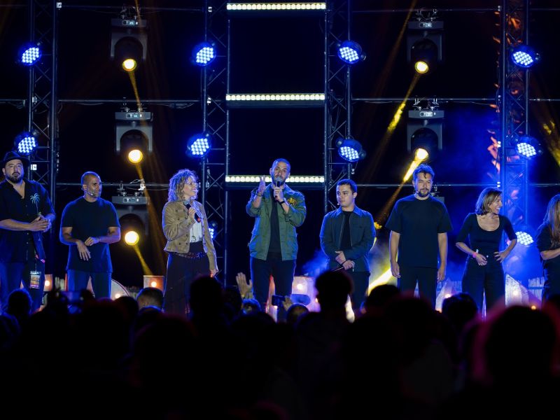 Comediablanca fait le plein à Taghazout Bay avec plus de 1.800 festivaliers pour sa première édition à la plage