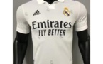 Pour les fans du Real : voici le maillot  club version 22/23