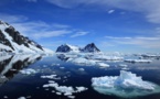 Antarctique : Découverte d'un immense "réservoir" d'eau souterrain