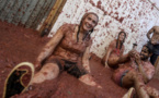 Espagne : La « Tomatina », célèbre bataille de tomates, fait son grand retour