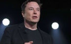 Des fans d’Elon Musk lui rendent hommage avec une étrange statue