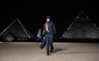 Égypte : Défilé de Dior au pied des Pyramides