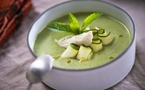 Soupe glacée, cœur fondu : le gaspacho courgette-menthe