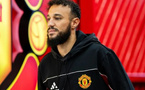Noussair Mazraoui en voie de retour dans le onze de Manchester United pour le derby contre City