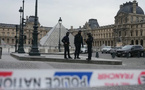 Vol au Louvre : 5 nouvelles interpellations, l’enquête s’accélère à Paris