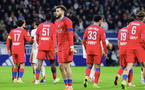 PSG : Kvaratskhelia célèbre pour Hakimi, un geste qui touche les supporters