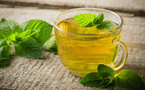 Thé vert à la menthe : un allié santé et plaisir à intégrer dans votre quotidien