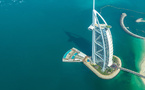 Dubaï : le Burj Al Arab ferme pour 18 mois afin de préserver son prestige.