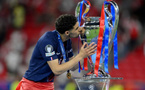 Achraf Hakimi entre dans l’histoire avec un troisième sacre en Ligue des champions
