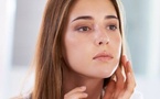 Skin picking : quand le geste de toucher sa peau devient impossible à arrêter