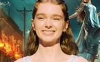 Carrie revient en série : comment Mike Flanagan transforme le classique de Stephen King à l’ère des réseaux sociaux
