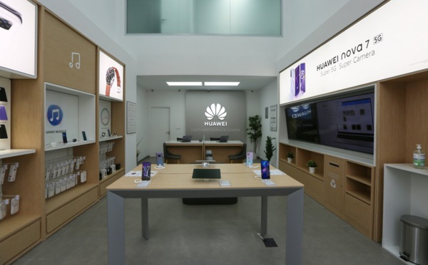 HUAWEI inaugure deux nouveaux centres SAV à Casablanca et Fès. 
