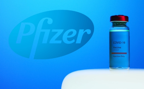 Pfizer prévoit 15 milliards de dollars de revenus avec son vaccin en 2021