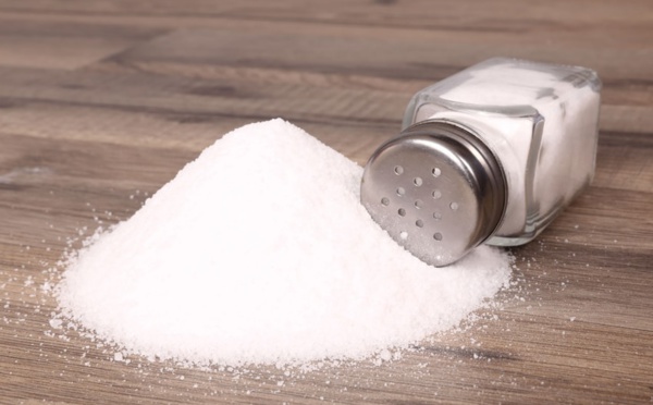 6 ingrédients pour remplacer le sel sans rendre vos plats fades !