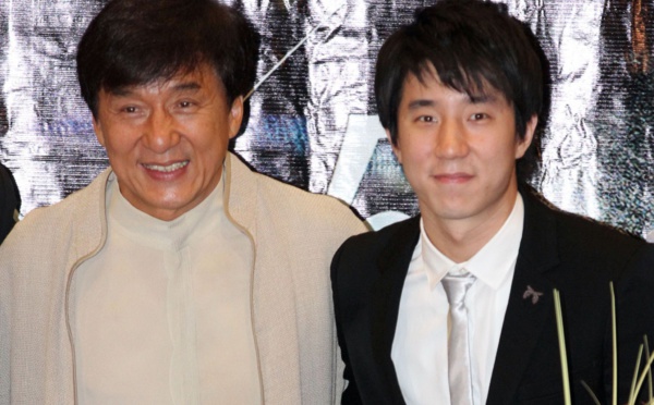 Jackie Chan donnera sa fortune à la charité, rien pour son fils !